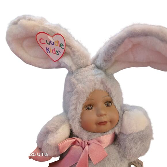 Geppeddo Cuddle Kids Baily Bunny Rabbit Baby Doll Porcelain Face Plush NWT - Picture 3 of 7